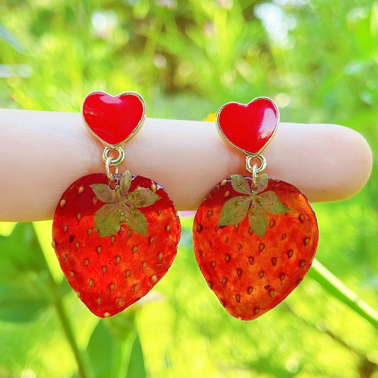 Valentine gift, Dried strawberry handmade resin earrings, Botanical earrings, Real strawberry earrings, Hypoallergenic earrings
