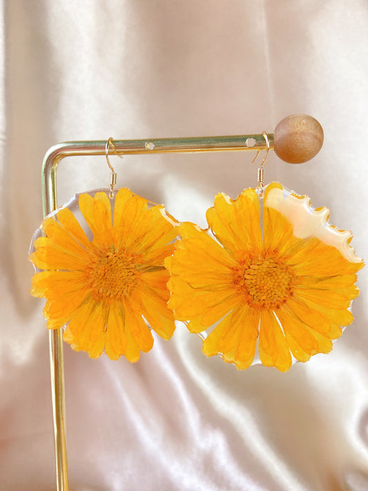Dried orange Calendula flower handmade resin earrings, Pressed flower earrings, Botanical earrings, Hypoallergenic earrings